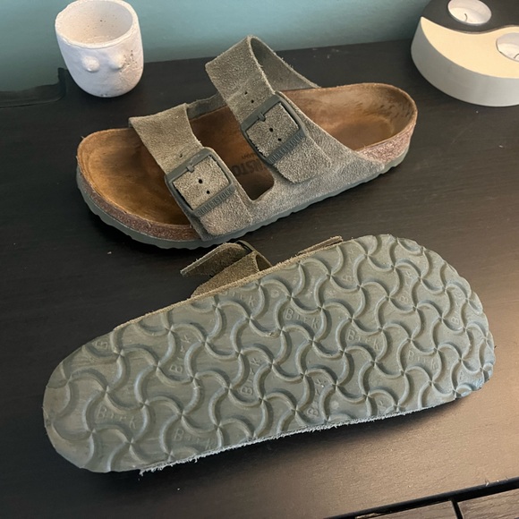 Birkenstock Shoes - Green suede Birkenstocks - size 38